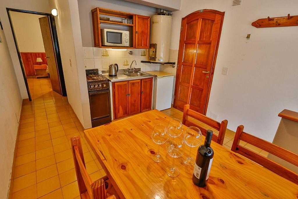 La Ponderosa Apart Hotel San Carlos de Bariloche Eksteriør bilde